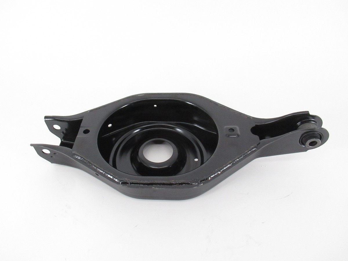 Genuine OEM Nissan 551B0-5ZA1A Lower Rear Suspension Link