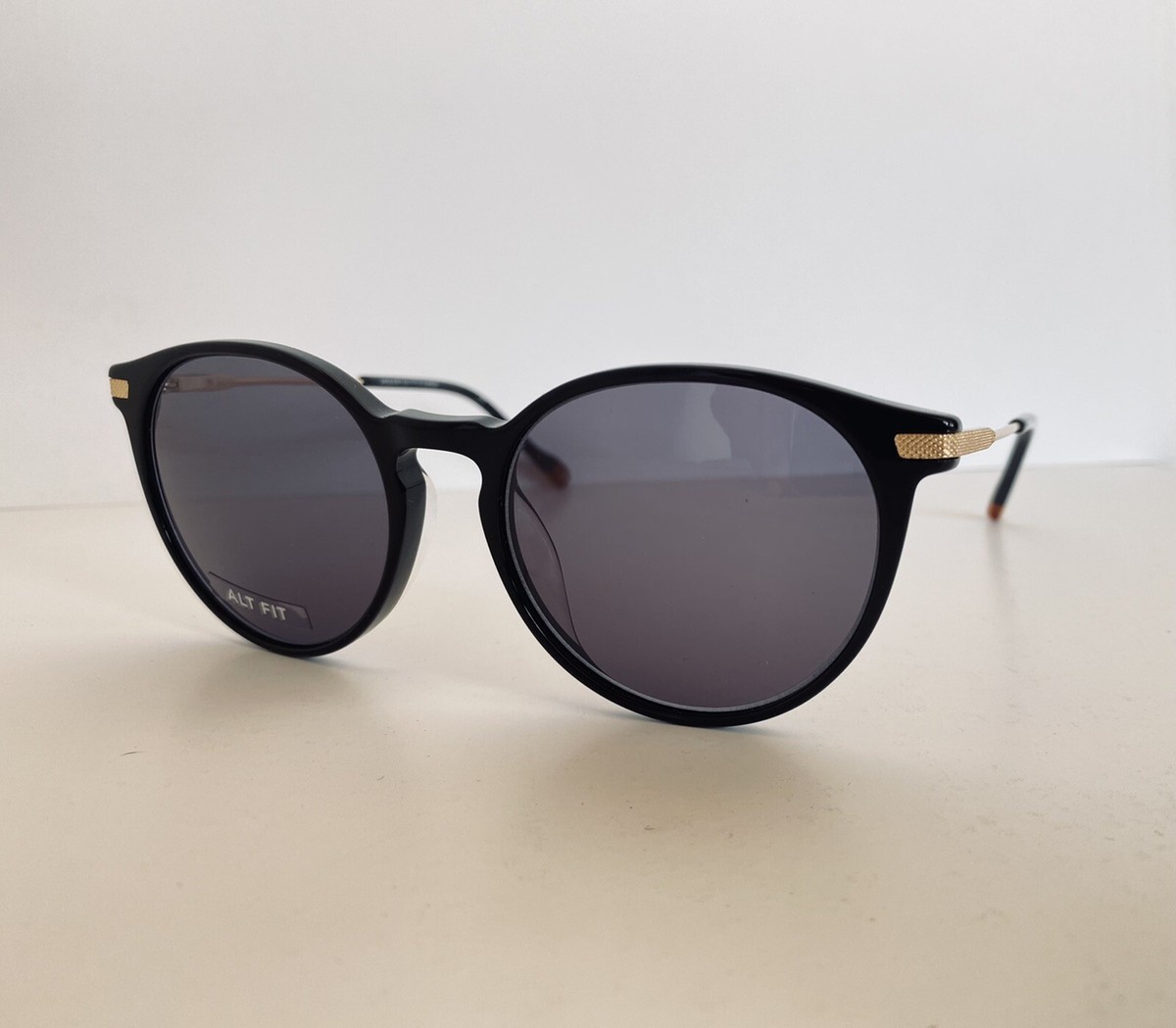 Le Specs Ufology Alt Fit Sunglasses in Gold Quartz / Smokey Brown The Forbidden Bright Gold Uni-Sex Oval Sunglasses | Le Specs main image 2