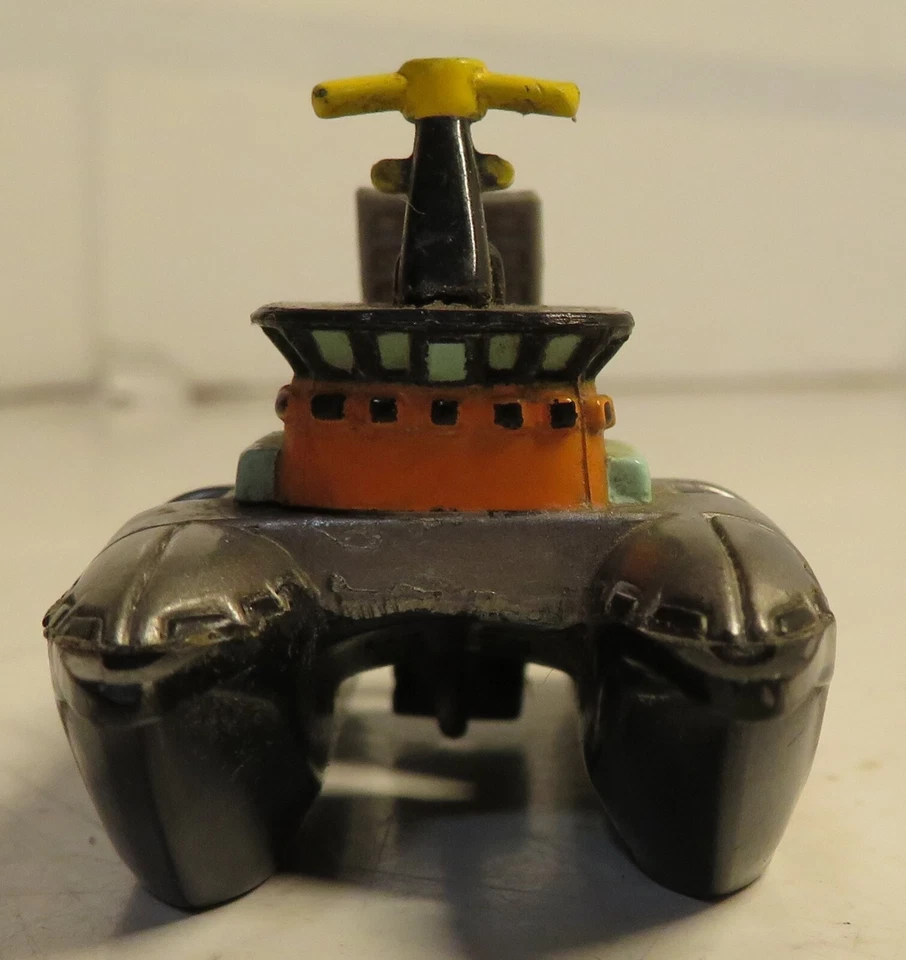 Vintage 1995 LGTI Galoob Micro Machines Deep Sea Fishing Shark Hunter Boat Ponto - Image 4 of 4