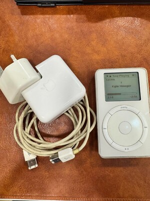 Apple iPod Classic 2nd Gen 20GB White - Fully Working | eBay UK