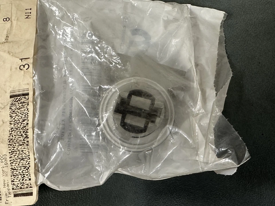 Enchufe de lámpara de señal de giro Mopar OEM NOS 68024308AAA 2006-2010 Chrysler PT Cruiser Foto 3 de 3