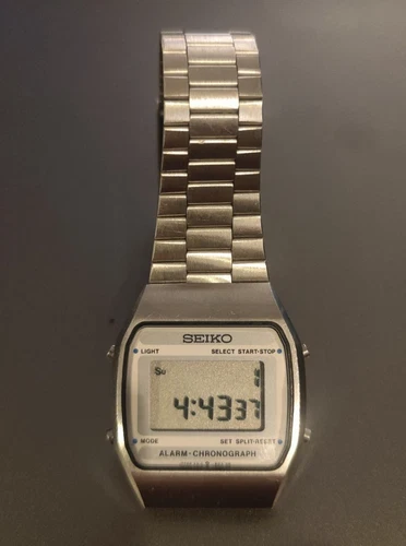 Vintage Seiko Digital Alarm Chronograph A904-5009 - Fully Functional