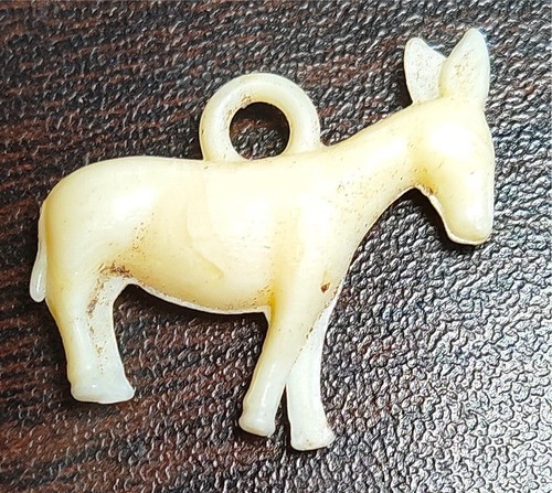 Vintage Kunststoff Esel Anhänger Halskette 60er Jahre Demokrat Charm für Armbänder