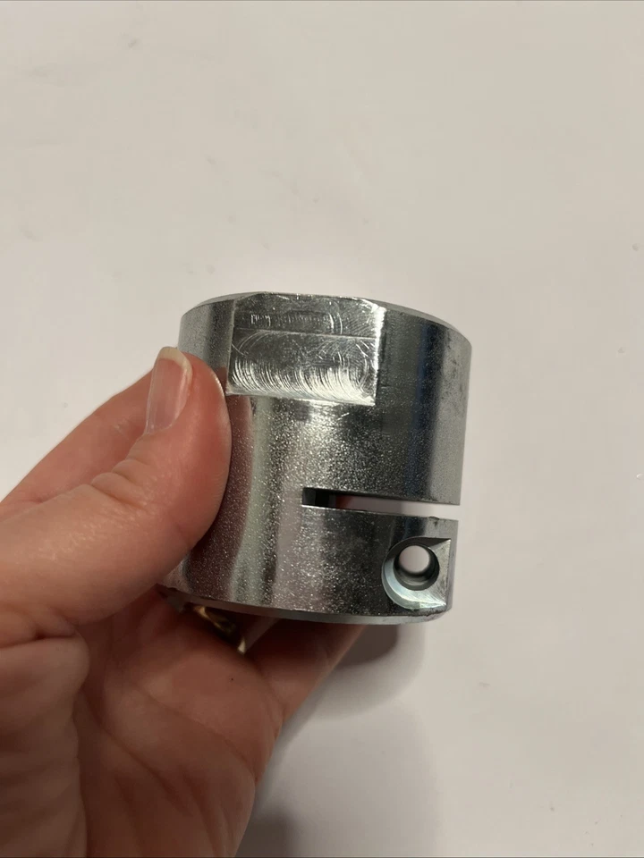 Billy Goat 371202-S Eccentric Blade Dr 4.50” Length 4.10”Width 2.95”Height NEW - Image 2 of 4