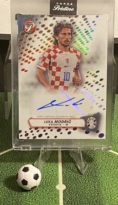 Luka Modric Auto 2023 Topps Pristine Road to UEFA Euro 2024 Croatia