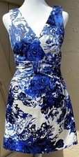 Kay Unger New York Cocktail Dress Blue White Floral Silk Ruched V-Neck Size 8