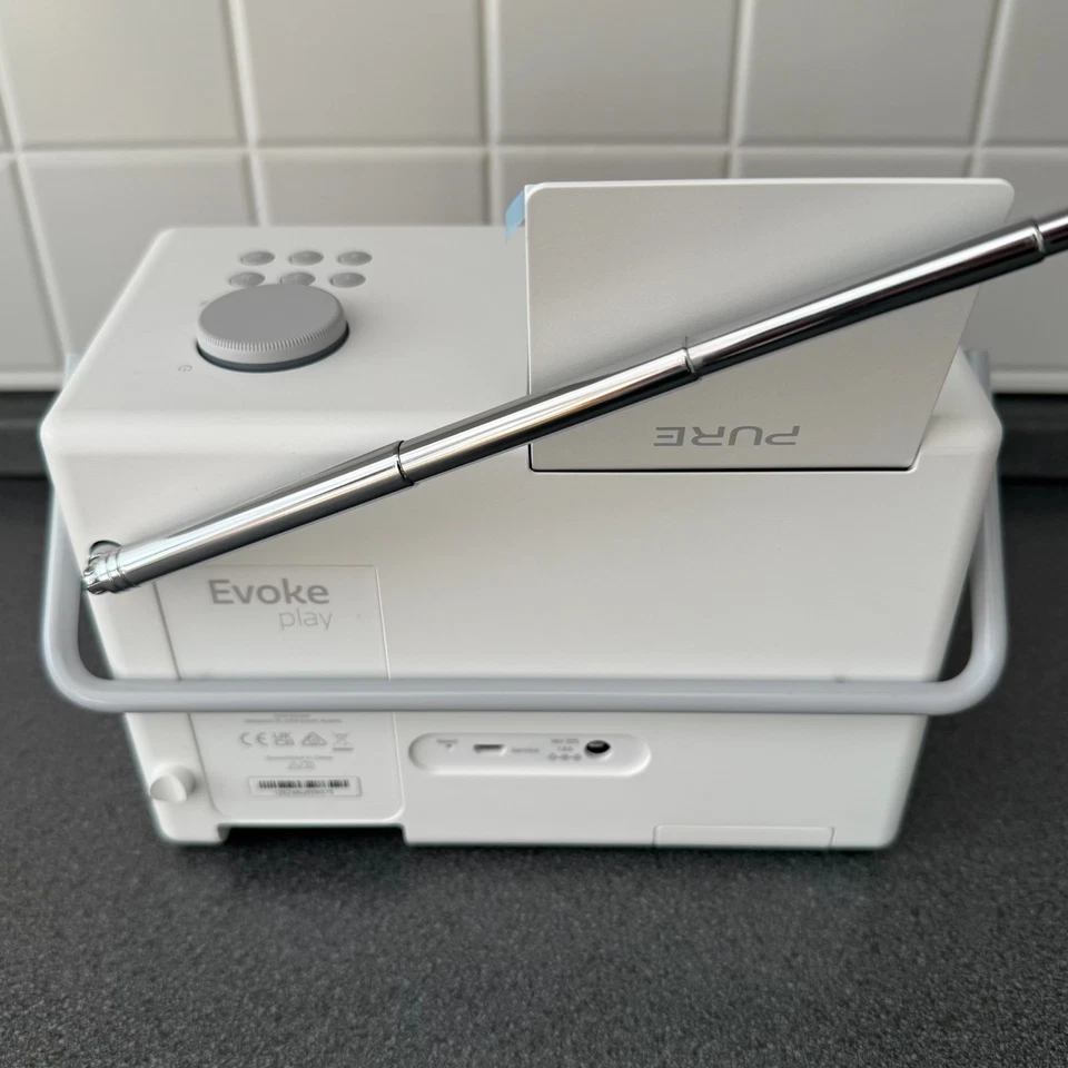 Pure Evoke Play Radio (EU/UK) Wood Edition, Cotton White NEU - Bild 2 von 4