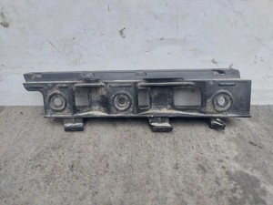 VW PASSAT B6 3C2 Stoßstangenhalter vorne links 2.00 Diesel 103kw 2007 31439653