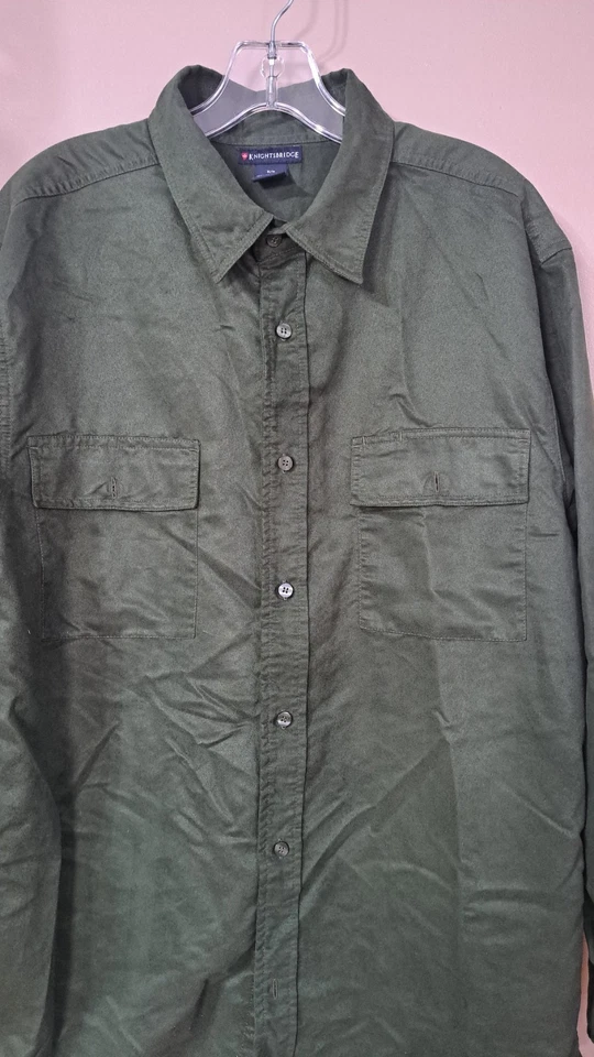 Hombres Knightbridge Verde Oscuro Manga Larga Gamuza Abotonada Talla M Foto 2 de 4