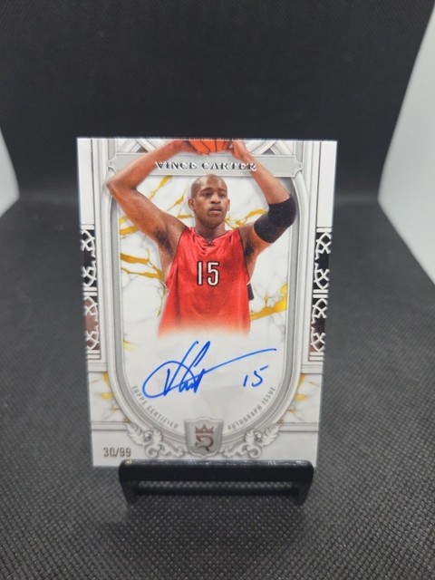 2023-24 Topps Royalty - Superior Signatures Vince Carter #SS-VC /99 (AU)