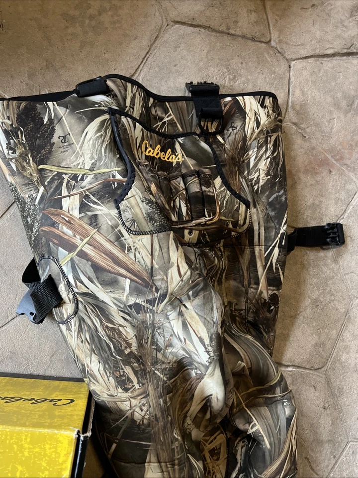 Cabela's Classic Series II Chest High 3.5mm Neoprene Waders Thinsulate Size 10  - Image 4 of 4