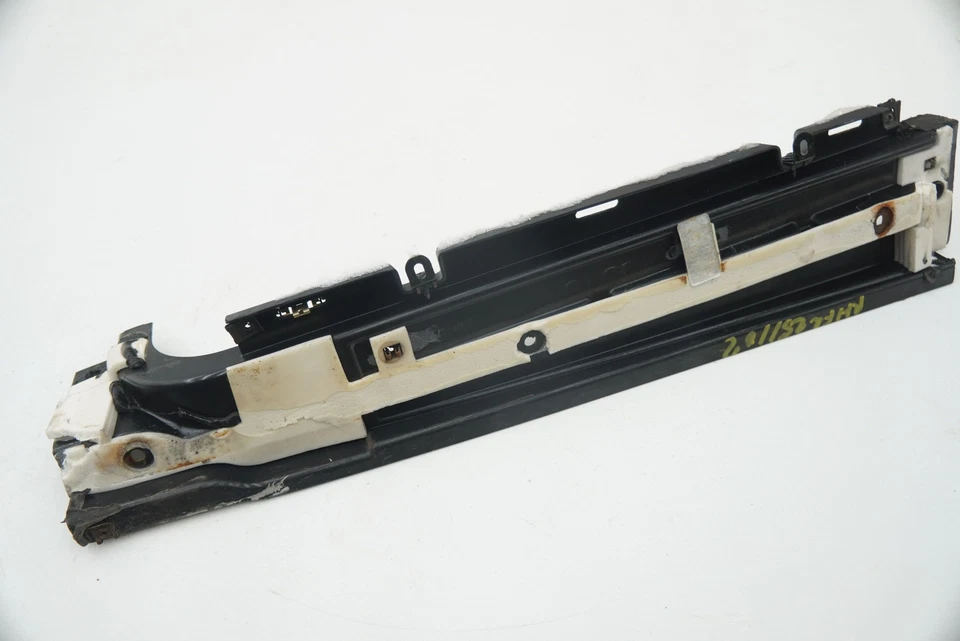 Panel de moldura de cubierta de umbral de puerta basculante lateral derecho 4865888AD OEM Dodge Viper 2003-10 Foto 3 de 4