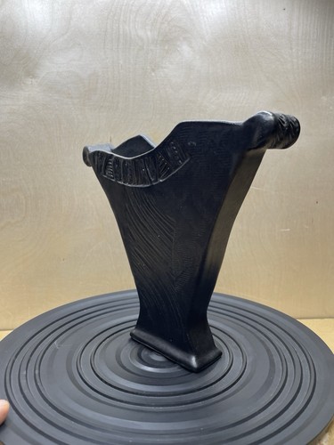 Vintage Art Deco Style Ceramic Fan Shaped Vase Signed and Dated - Picture 4 of 11
