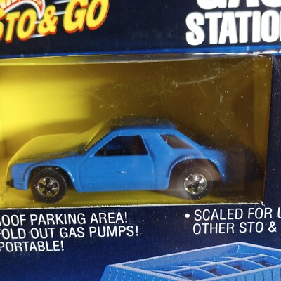 Hot Wheels Sto & Go Gas Station Playset Frontrunnin' Fairmont Blue