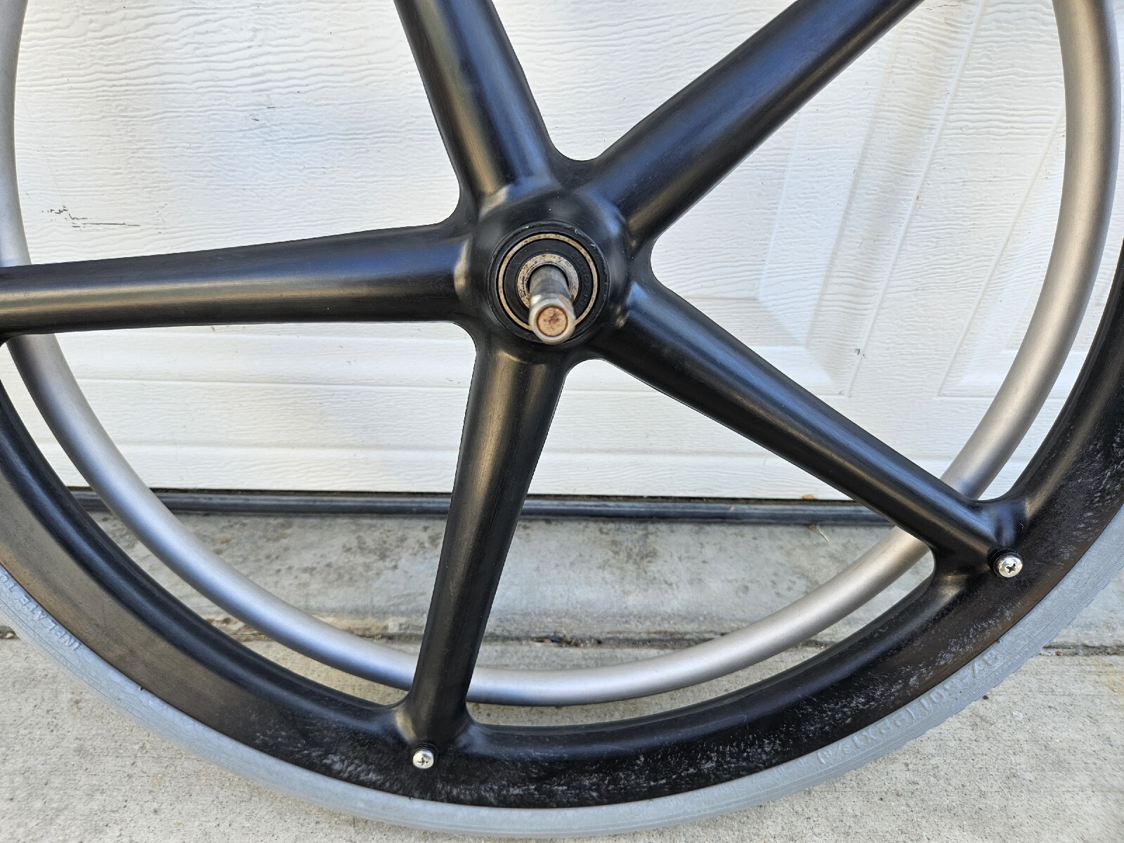 Pair 22” Xcore Wheelchair Wheels W/ Axle Pins rims Used Xcore quickie