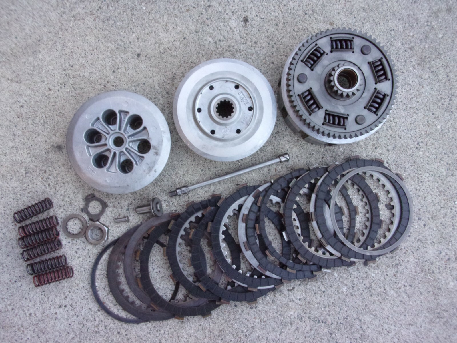 2005 YAMAHA YFZ450 OEM CLUTCH BASKET HUB PLATE PUSH ROD FITS 0405 eBay