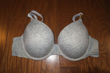 38B    PINK BRA VICTORIA'S SECRET    SUPER PUSH UP Lg. PADS EVERYDAY COMFY SATIN