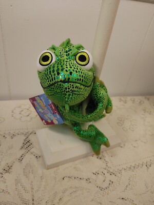 Disney Parks PASCAL Tangled Rapunzel Pet Snuggle Snapper Plush RETIRED