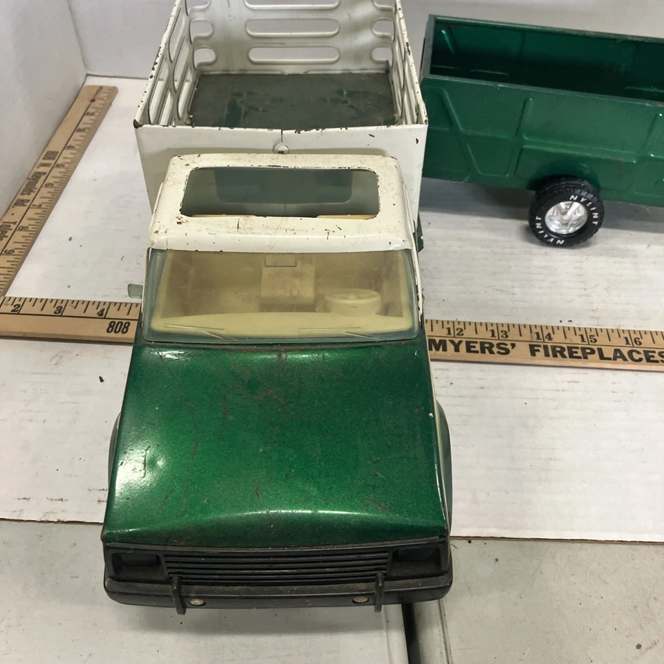 Vintage NyLint 1980s Pressed Metal Chevrolet Chevy Luv Diesel Toy Truck Trailer - Image 2 of 4