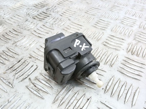 Audi A6 S6 C5 4B 1999 Vorne links Scheinwerferstellmotor 8L0941295 UST127875