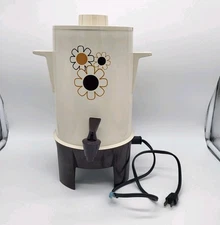 Poly Perk Coffee Percolator Daisy Off-White Brown 10-20 Cup 7420 Regal Ware 70s