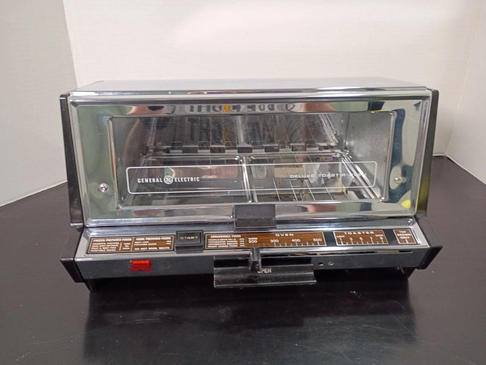 General Electric Deluxe Toast-R-Oven Retro Chrome Tested A9T93B 473A
Opens in a new window or tab