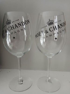 Set of 2 Moet & Chandon French Champagne Crystal Glasses/ Stemware
