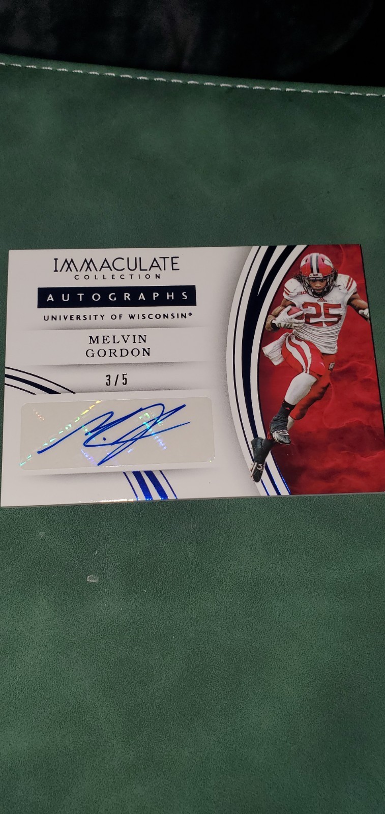 2016 Immaculate Collection Collegiate Melvin Gordon 3/5 Auto Card 94 view 3