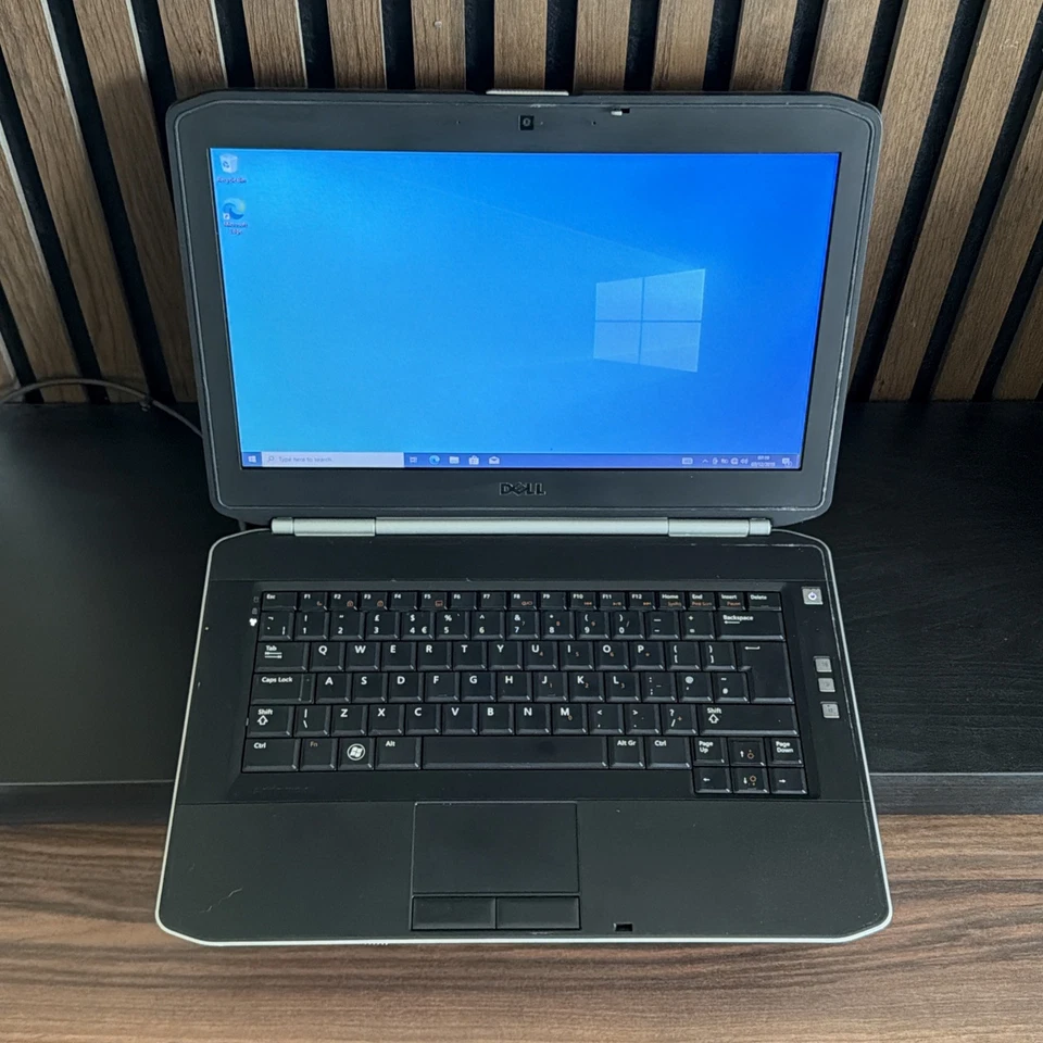 Dell Latitude E5420 · i3-2330M · 8GB · 256GB, photo 1 of 4