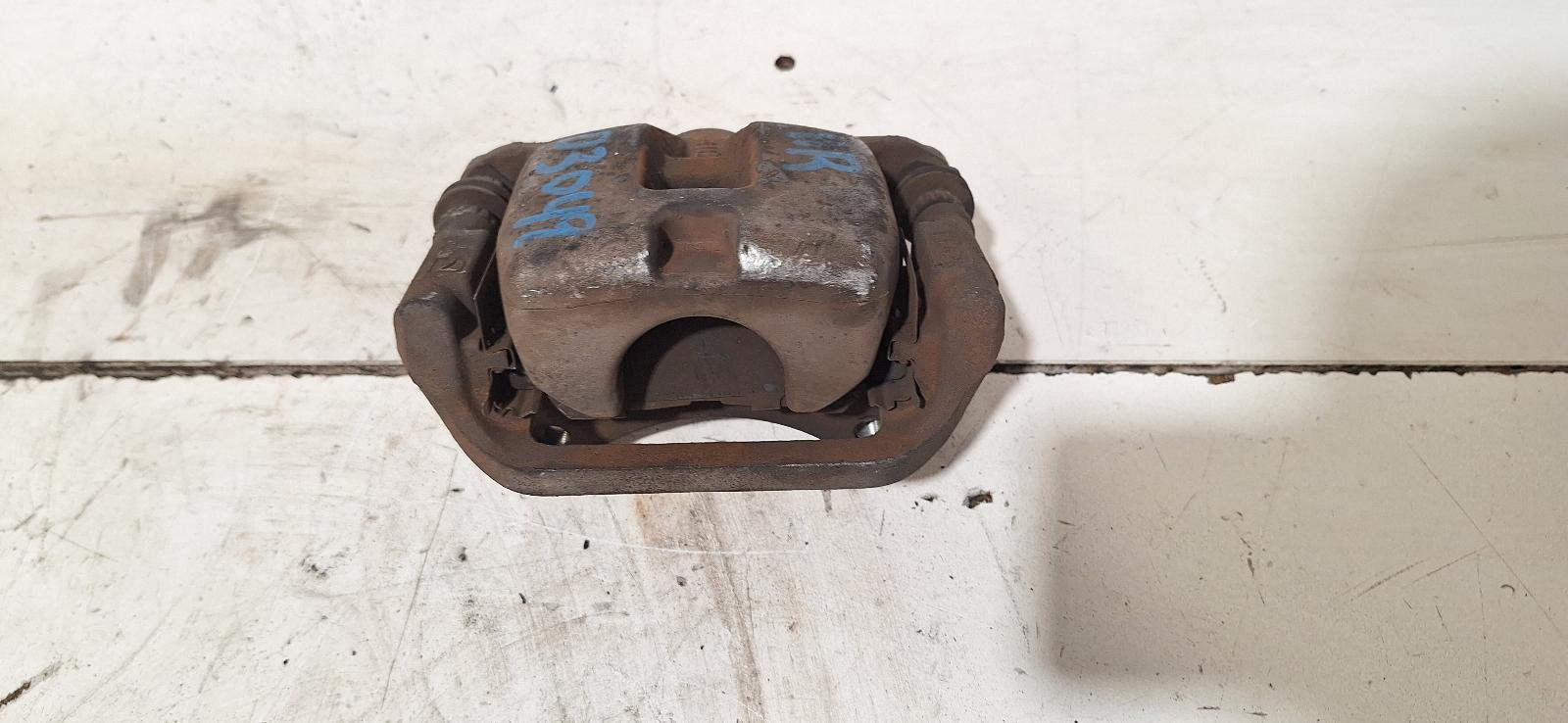 Toyota Kluger Right Rear Caliper GSU40 05/2007-02/2014 - thumbnail 2