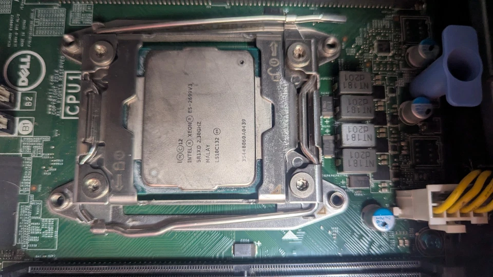 Dell PowerEdge T430 - Xeon® Processor E5-2699 v3 | 64GB RAM | 7TB SAS - Image 2 of 4