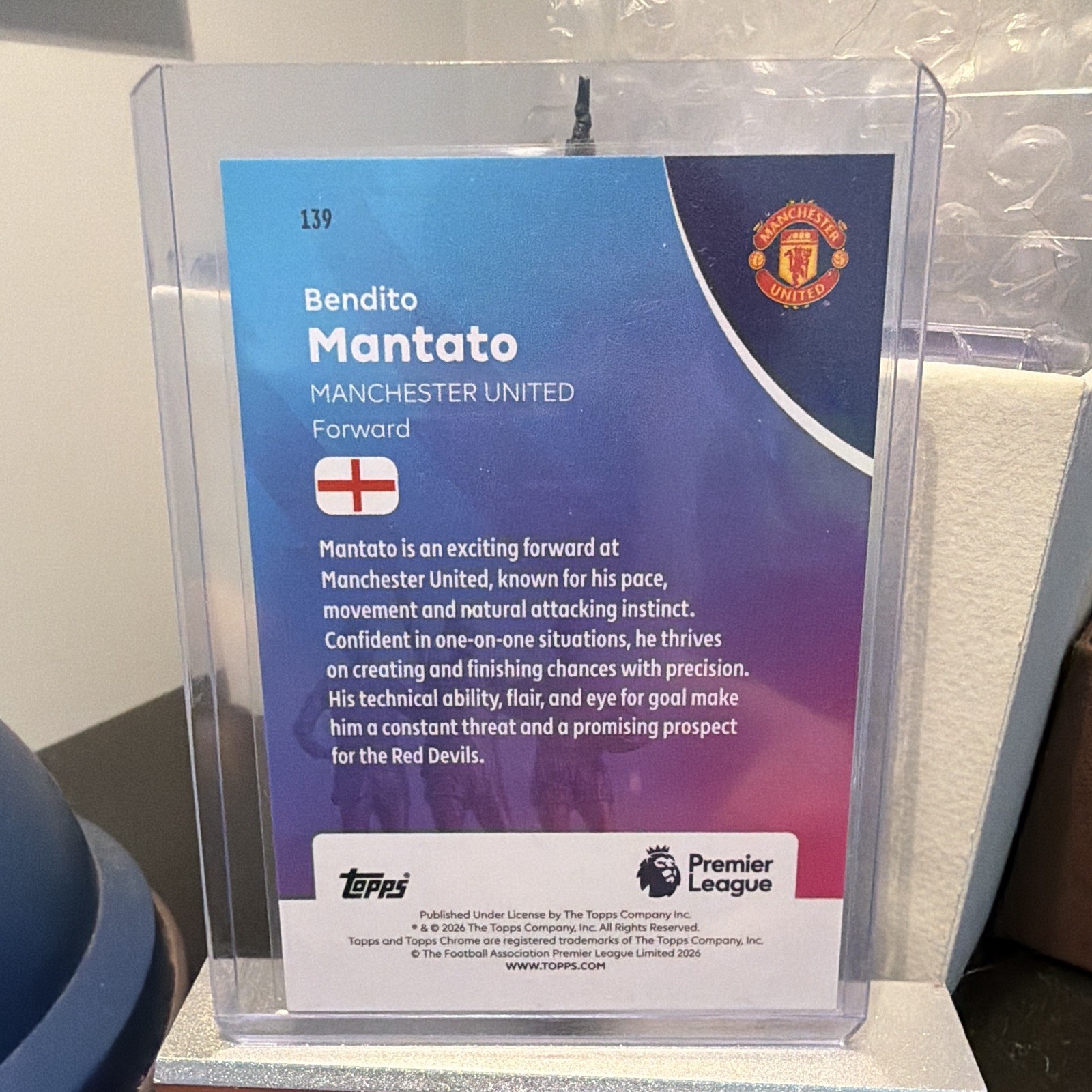 Topps Chrome Premier League 25-26 Bendito Mantato Man United RC Pink /250 view 3