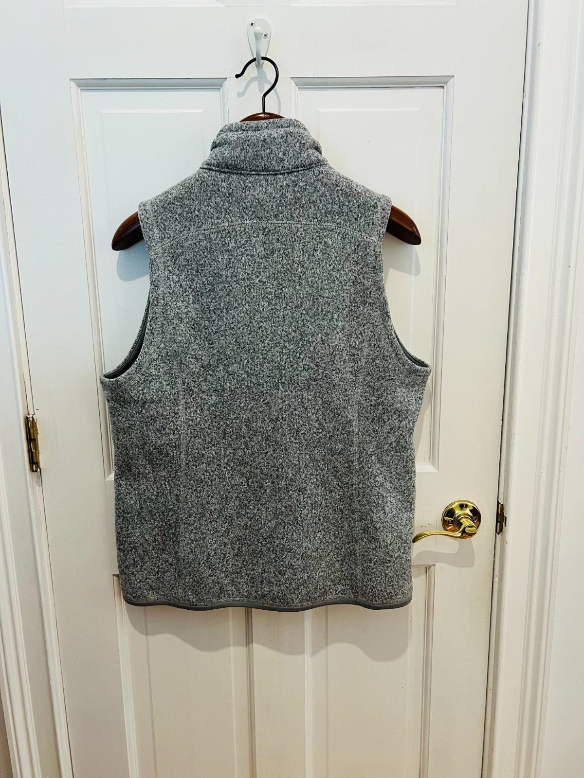 JP Morgan Patagonia Better Sweater Vest Men's Medium or Women's XL image 9