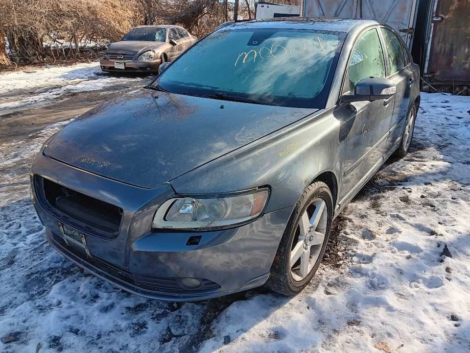 Consola piso delantero compatible con 08-13 VOLVO 30 SERIES 11011 Foto 3 de 4