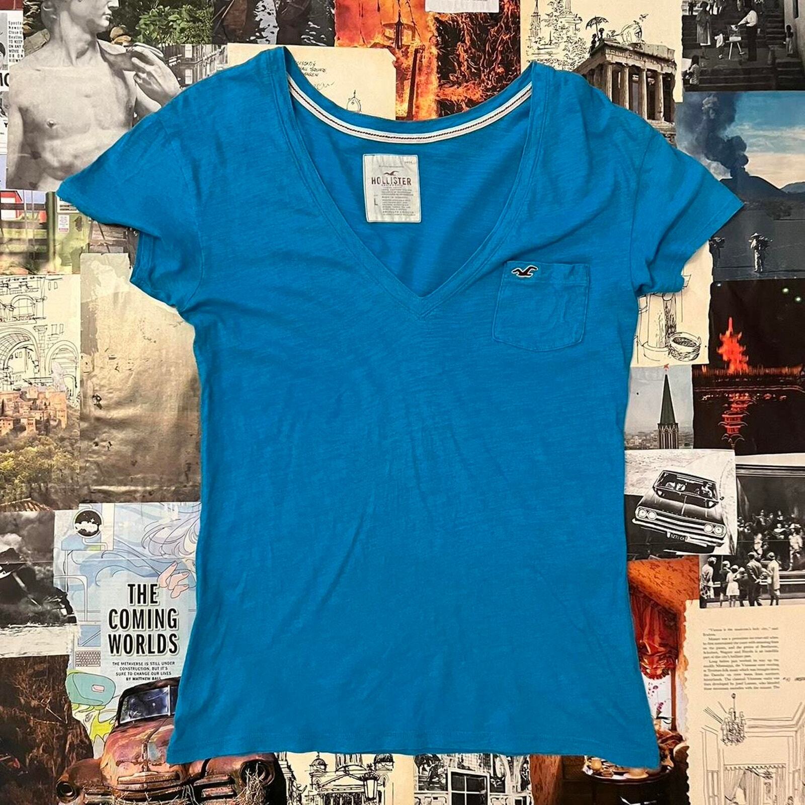 Hollister v neck t shirt