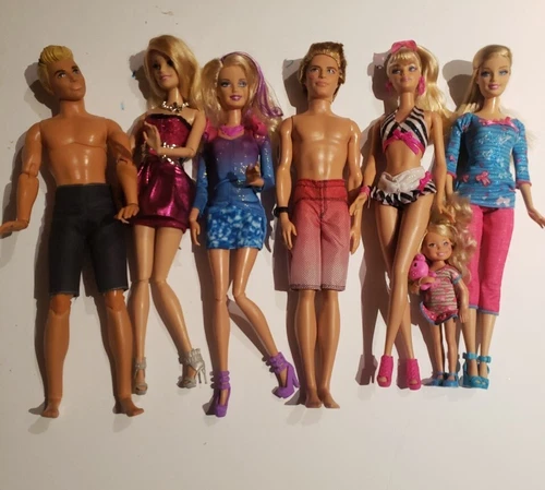 Barbie Life in the Dreamhouse Articulated Rooted Lashes Lipstick Ken