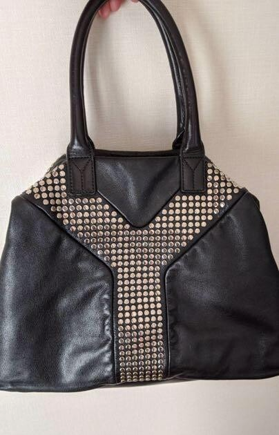 [Ecc+5] Borsa Yves Saint Laurent Easy Lock in pelle nera borchie logo Boston vintage