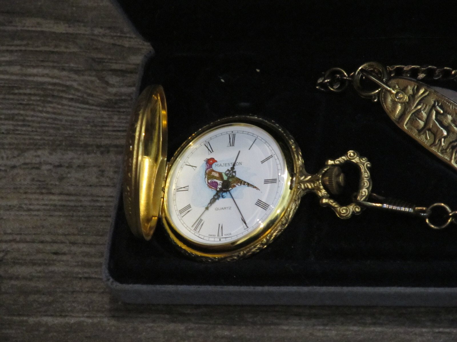 Majestron Quartz Pocket Watch with Chain & Pocket Knife, Pheasant on