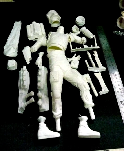 11"STAR WARS Sci-Fi Classic Movies Bobafett Vinyl Model Kit 1/6 - Image 2 of 3