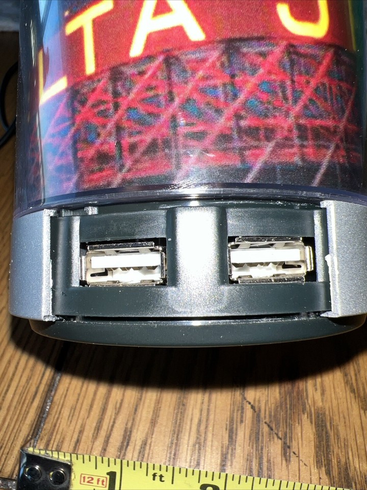 Delta Air Lines Desk Top Cup + Accessory Charger eBay