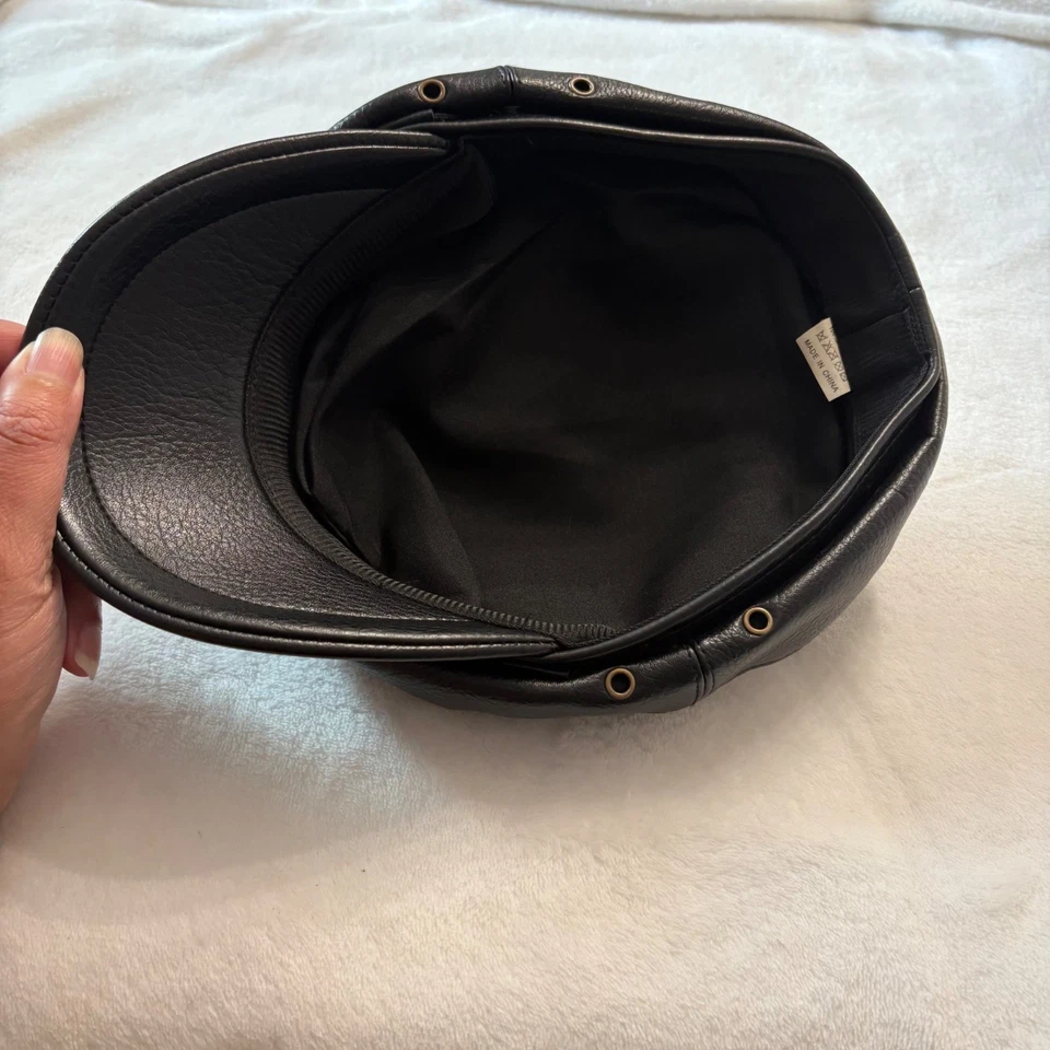 黑色人造皮革报童帽带黄铜孔眼口音成人男女通用 — 第 3/4 张图片