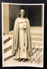 - Postcard - Photo Postcard - Resi LITTLE - Soprano Oberammergau 1934