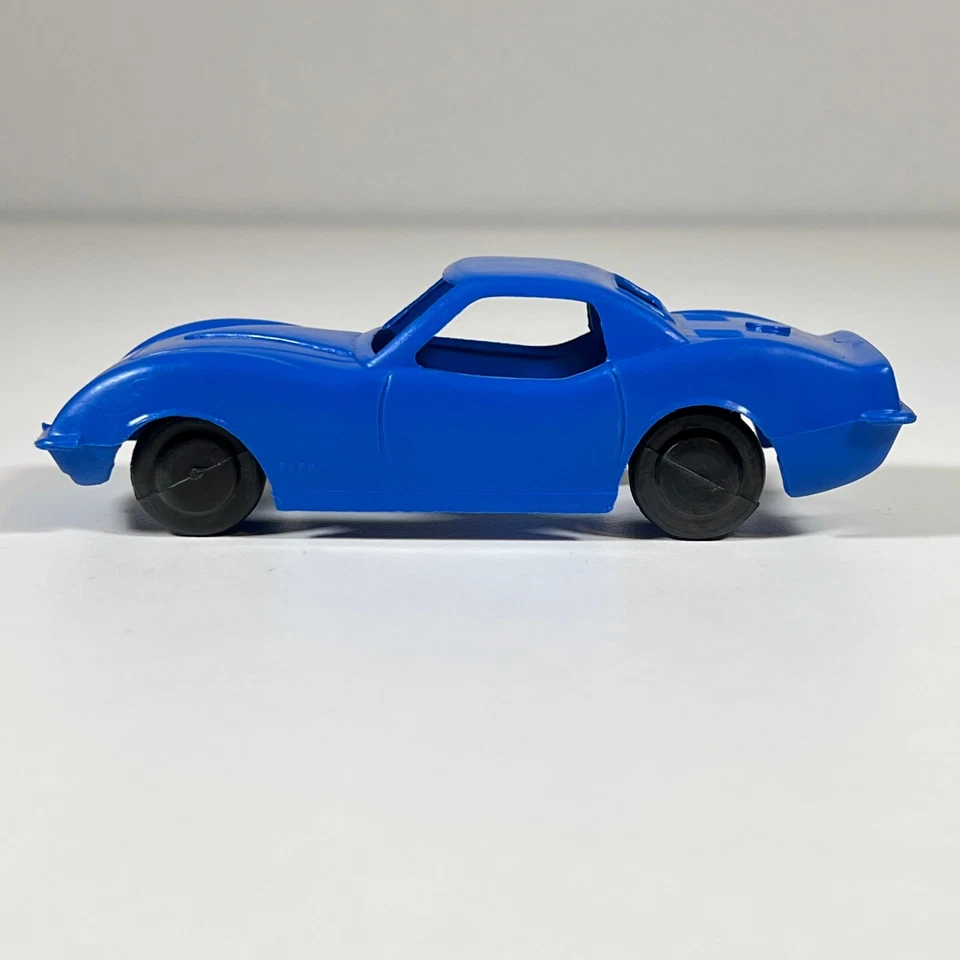 Chevrolet Corvette Stingray 1972 Vintage Juguetes Marx Coche de plástico azul Hecho en EE. UU. Foto 2 de 4