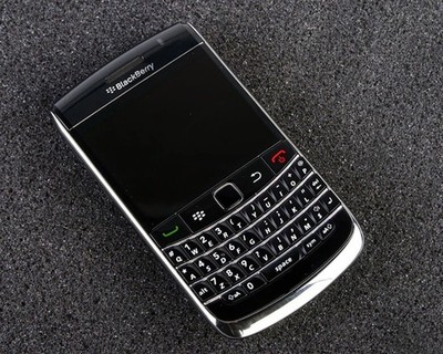 Blackberry Bold 9700 3G WIFI GPS Bluetooth Qwerty Keyboard