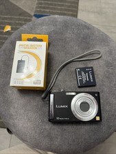 Panasonic LUMIX DMC-FS5 10.1MP Digital Camera Tested Plus Charger Battery