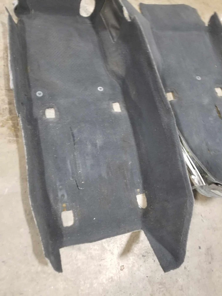 Chevrolet Corvette 2005-2013 cupé OEM C6 alfombra interior negra #71 Foto 4 de 4