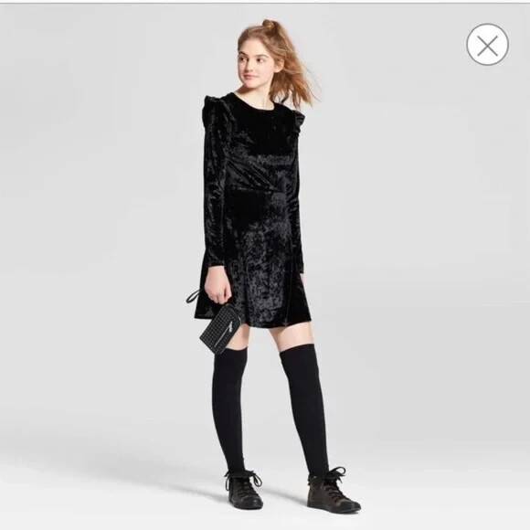 jacquemus black mini dress WJQ47754_1_enlargedcopy_1024x1024.png?v=1721841872 2022ÊWinterÊFormal Black 88% Viscose Girl dress:6 years Ballston Merino Wool Blend