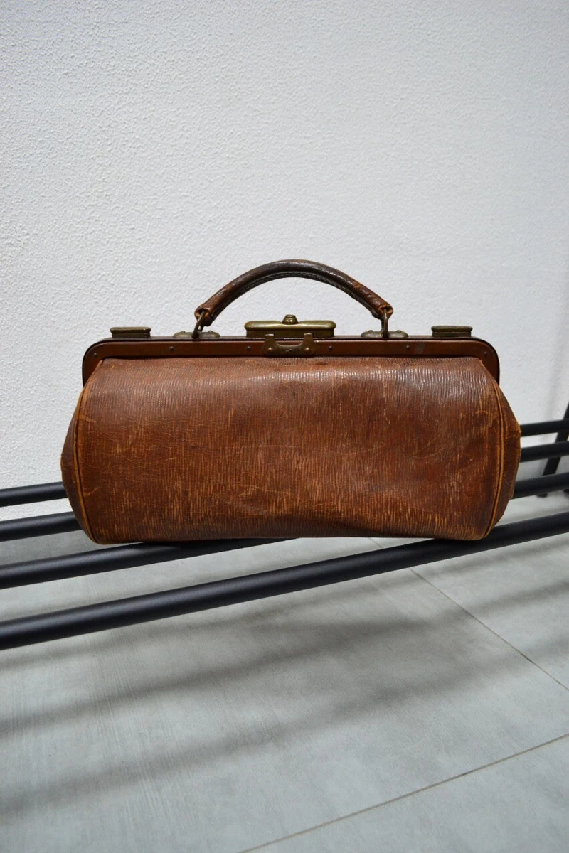 A Small Vintage French Brown Leather Gladstone Bag / Dr Bag/ 