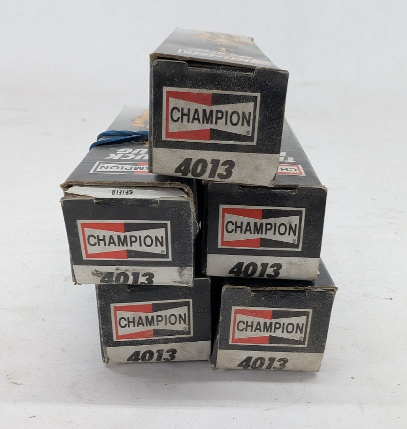 Set of 5 Spark Plugs - Truck Champion Spark Plug 4013