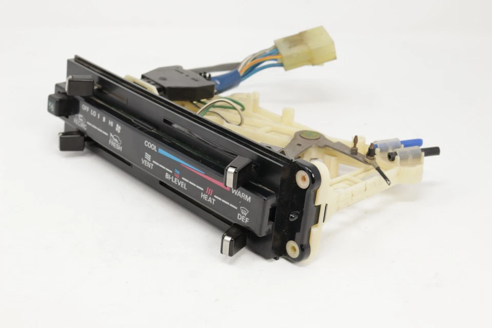 Toyota Van Wagon 1984-1990 calefacción aire acondicionado panel de control OEM Foto 3 de 4